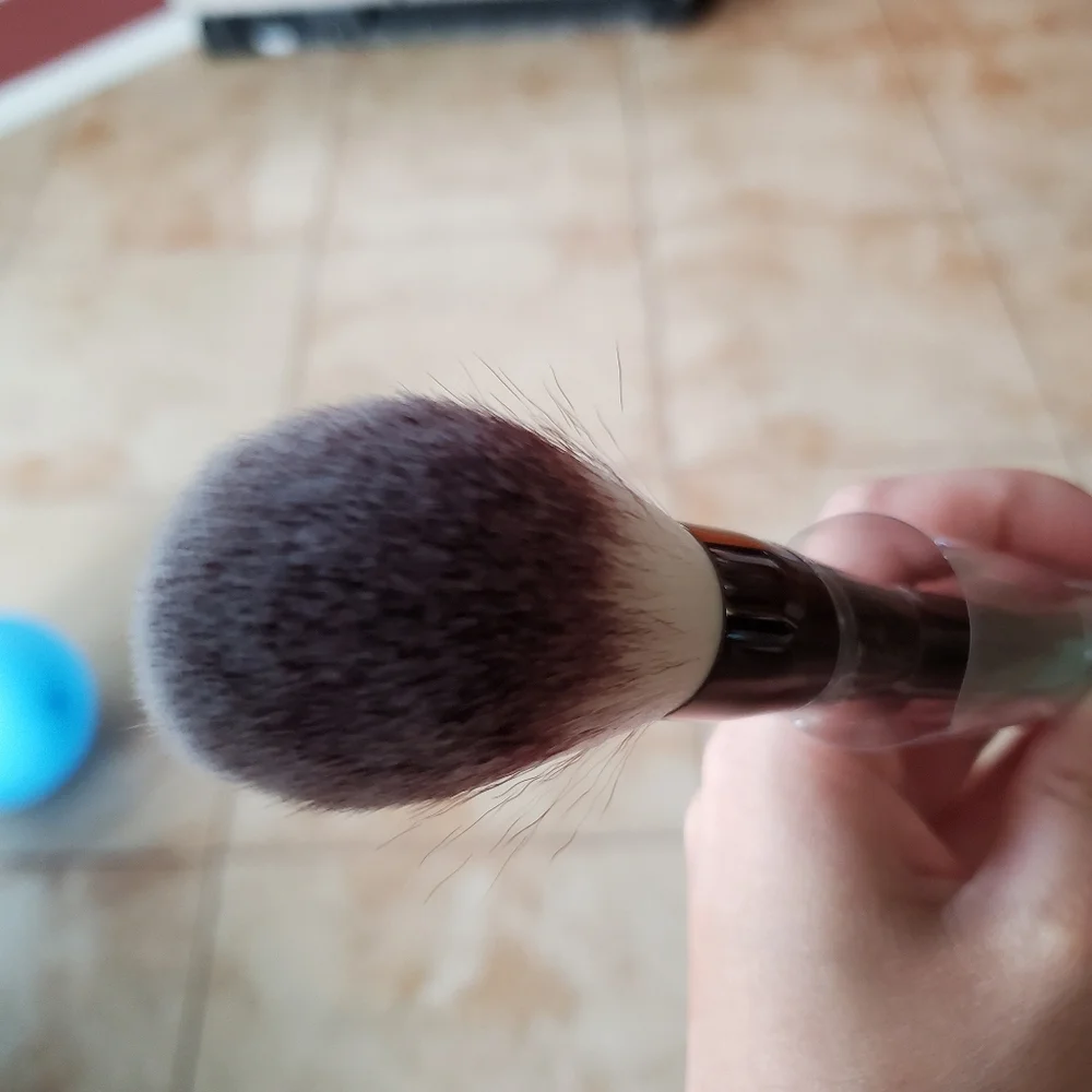 Hourglass veil double-ended power brush